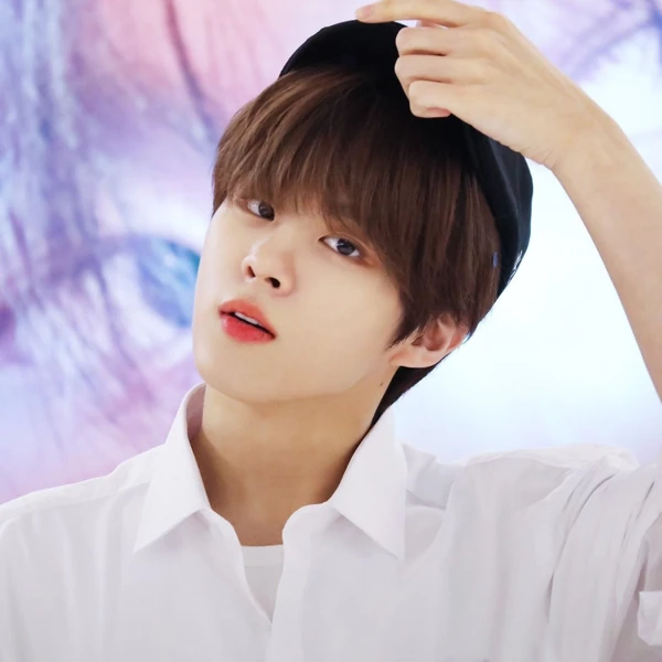 오늘 가장 사랑받은 김우석의 모습