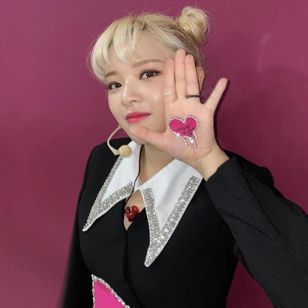 Momen Terbaik TWICE Pilihan Penggemar