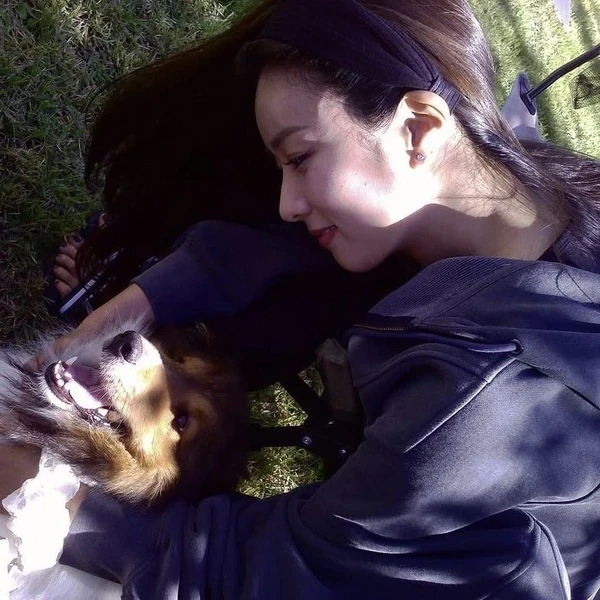 Today's Most Loved Yoon Bomi (Apink)