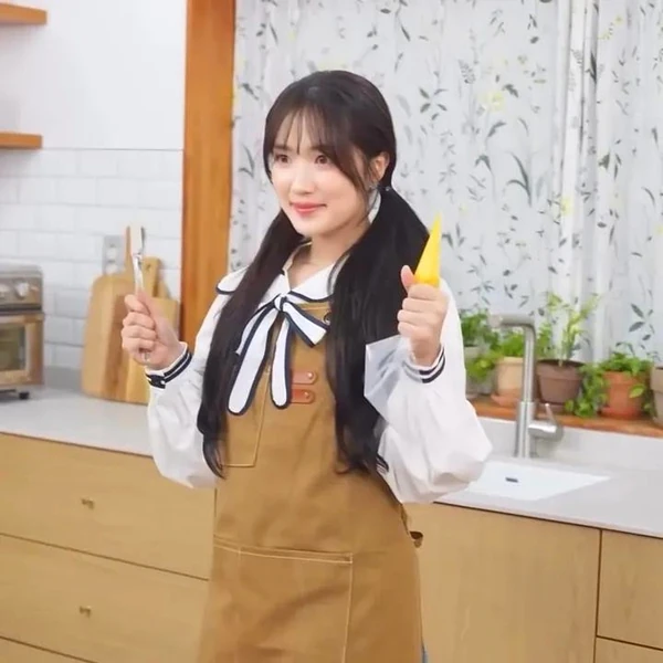 오늘 가장 사랑받은 제니 (BLACKPINK)의 모습