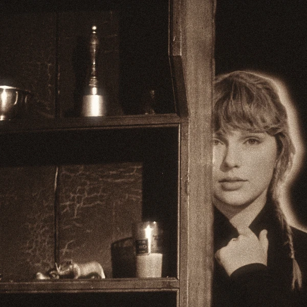 Top Photo Full of Taylor Swift Love