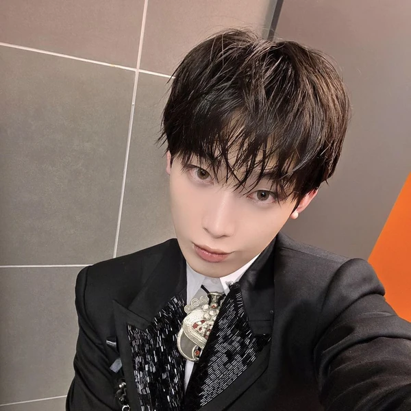 Penampilan ENHYPEN yang Paling Dicintai Hari Ini