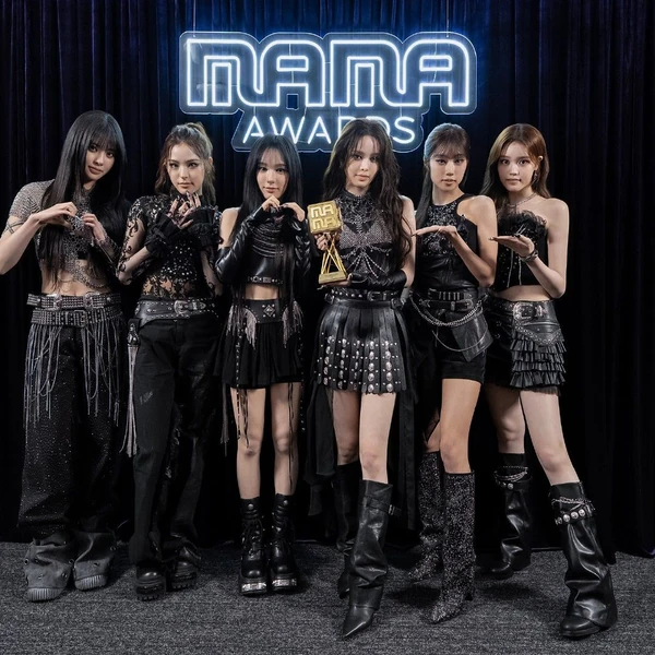 Today's Most Loved izna