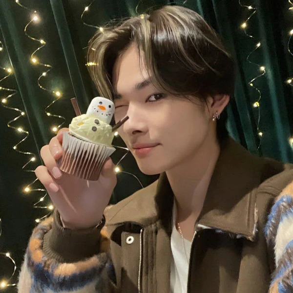 充滿粉絲愛意的NI-KI (ENHYPEN)人氣照片