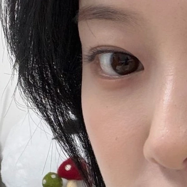 Shining profile picture of HyunJin (Loossemble) on today's Choeaedol