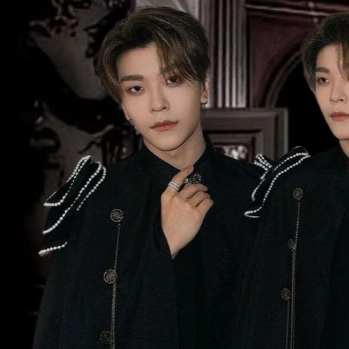 투표로 선정된 허씬롱 (알파드라이브원)의 인기 프로필 이미지