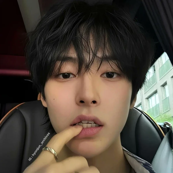 Today's Most Loved Hyunjun (SMTR25)