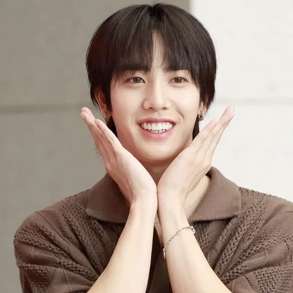 n.SSign カズタ ファンダムコミュニティ │ KPOP人気No.1アプリ 最愛ドル