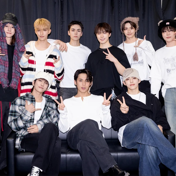 充满粉丝爱意的SEVENTEEN人气照片