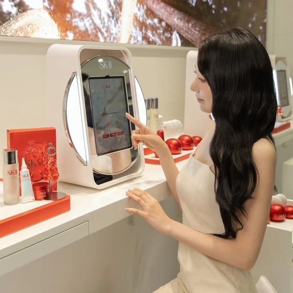 Top Photo Full of Sakura (LE SSERAFIM) Love