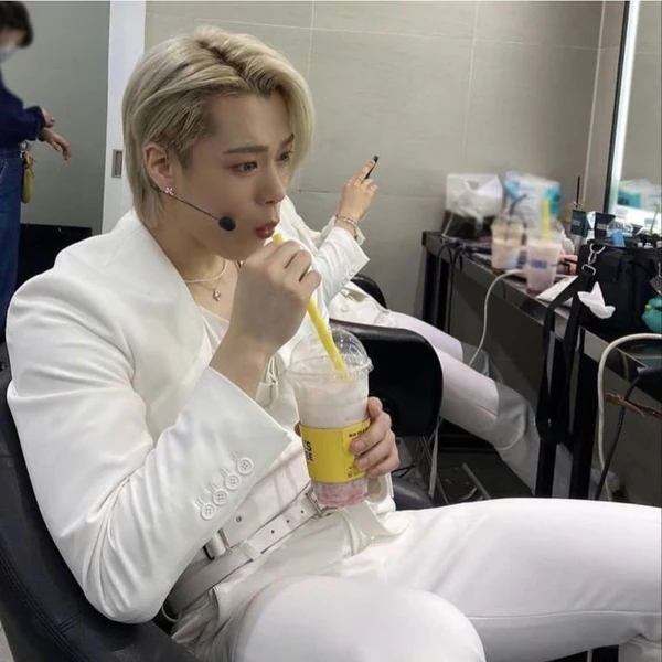 Today's Most Loved Moonbin (ASTRO)