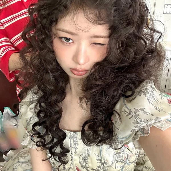 Momen Terbaik Rei (IVE) Pilihan Penggemar