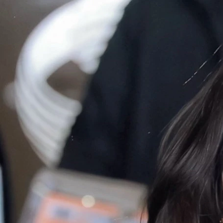 오늘 가장 사랑받은 유나 (ITZY)의 모습