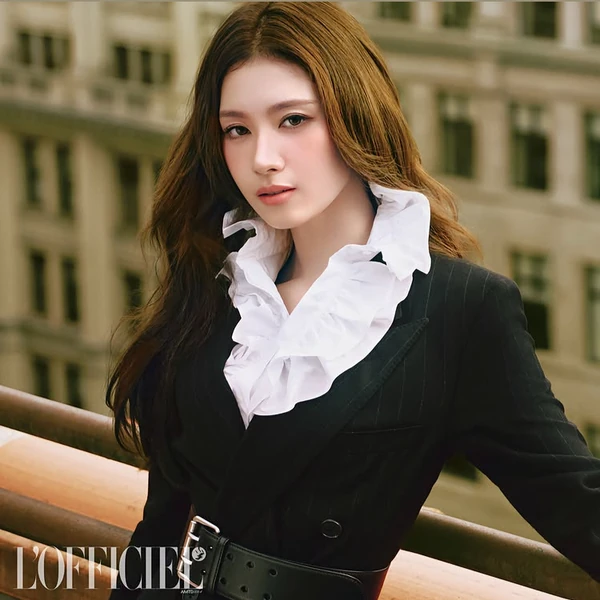 사나 (TWICE) 팬심 가득한 인기 사진