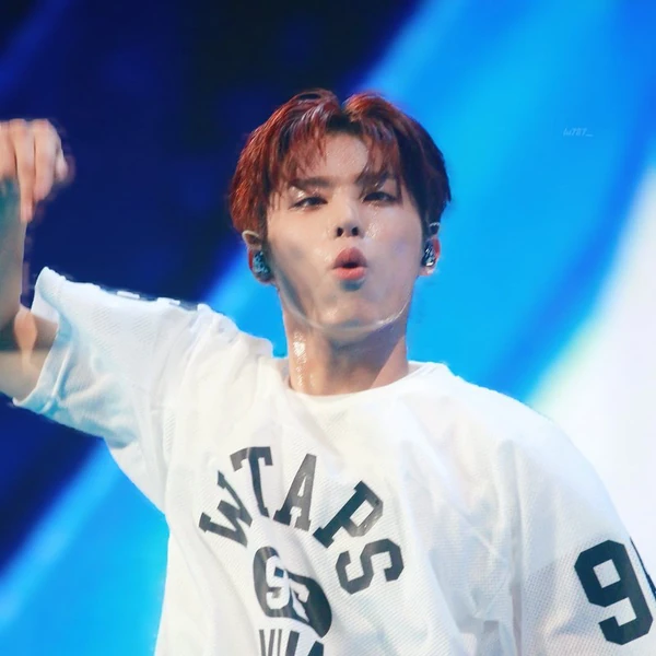 Today's Most Loved Park Jeongwoo (TREASURE)