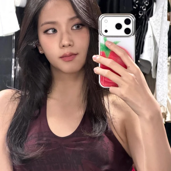 Foto Populer Penuh Cinta untuk Jisoo (BLACKPINK)