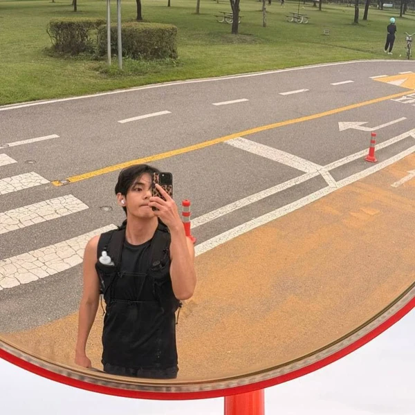 V (BTS)への愛が詰まった人気写真