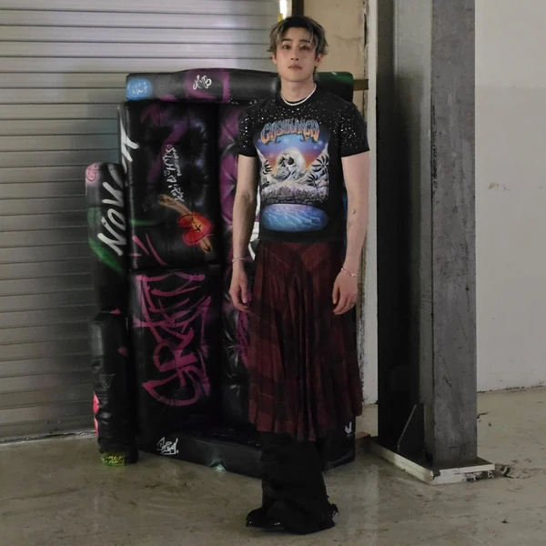 Today's Most Loved Han Seungwoo