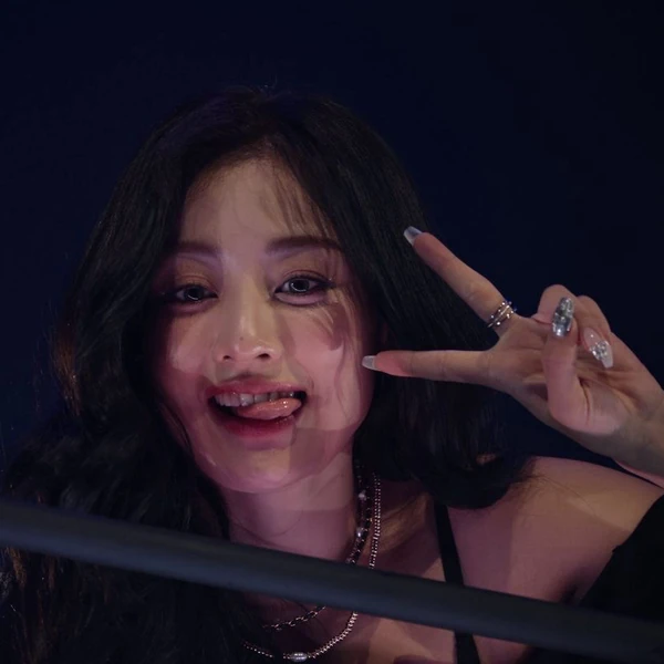 Today's Most Loved Jihyo (TWICE)