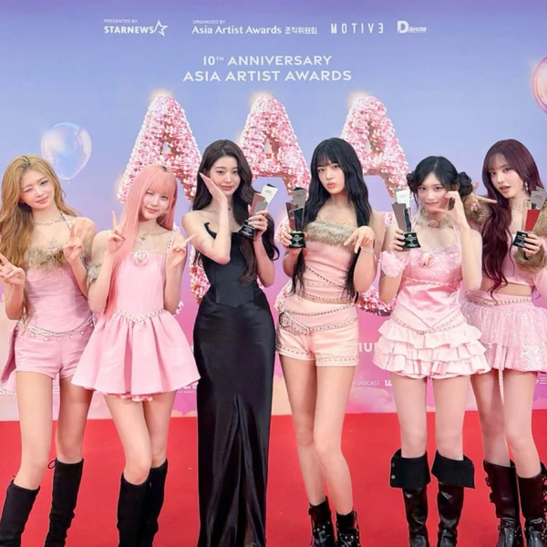 Top Photo Full of IVE Love