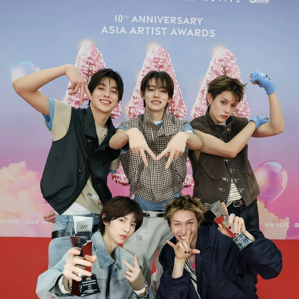 Top Photo Full of CORTIS Love