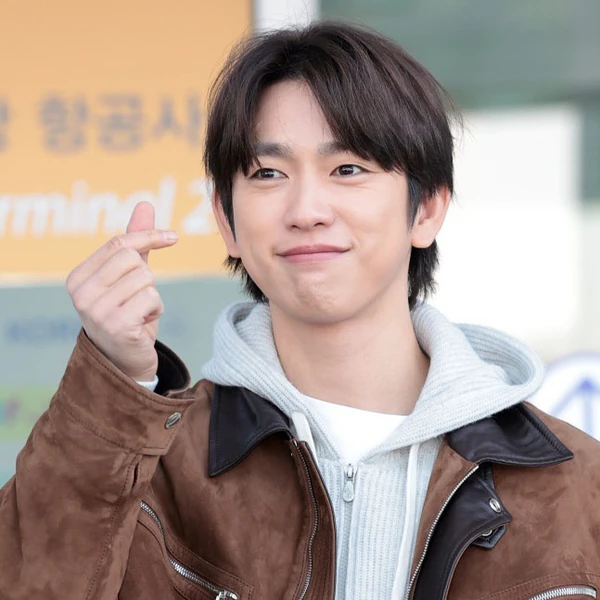 Today's Most Loved Jinyoung (GOT7)