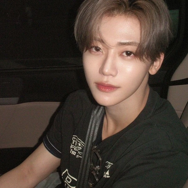 Foto Populer Penuh Cinta untuk NCT