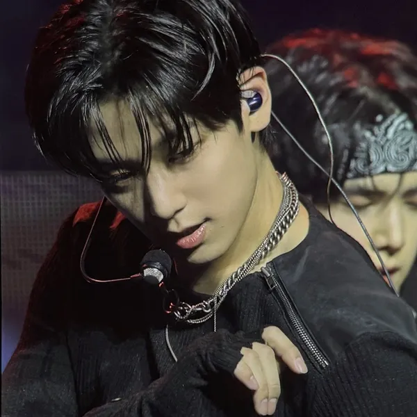 Top Photo Full of Juyeon (THE BOYZ) Love