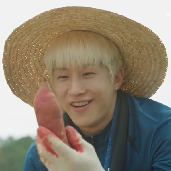 Top Photo Full of Jinjin (ASTRO) Love