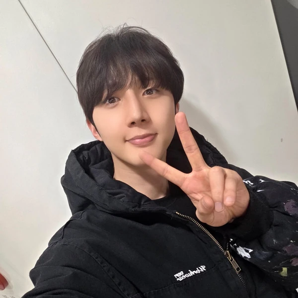 Fans' Pick: Best Moment of Hui (PENTAGON)