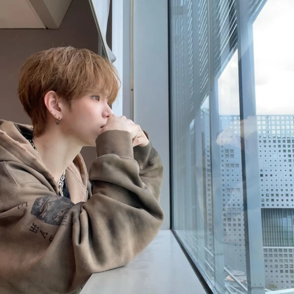 Top Photo Full of Gyehyeon (VERIVERY) Love