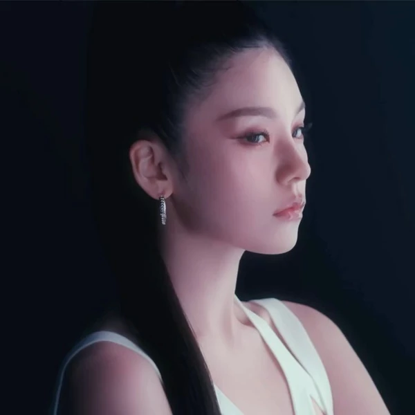 Today's Most Loved Yeji (ITZY)