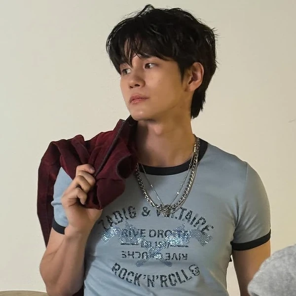 옹성우 팬심 가득한 인기 사진