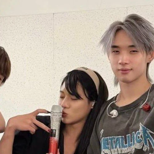 Top Photo Full of LYKN Love