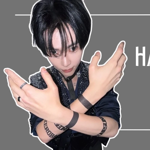 Signature photo of Sung Hanbin (ZEROBASEONE) capturing their charm