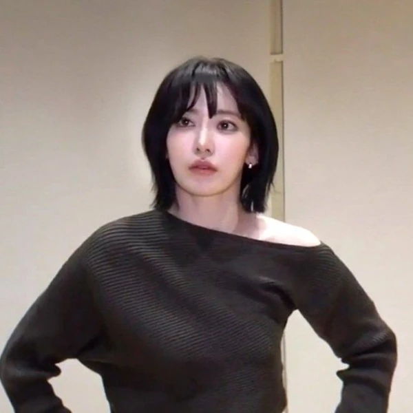 Popular profile image of 宮脇咲良 (LE SSERAFIM) selected by votes