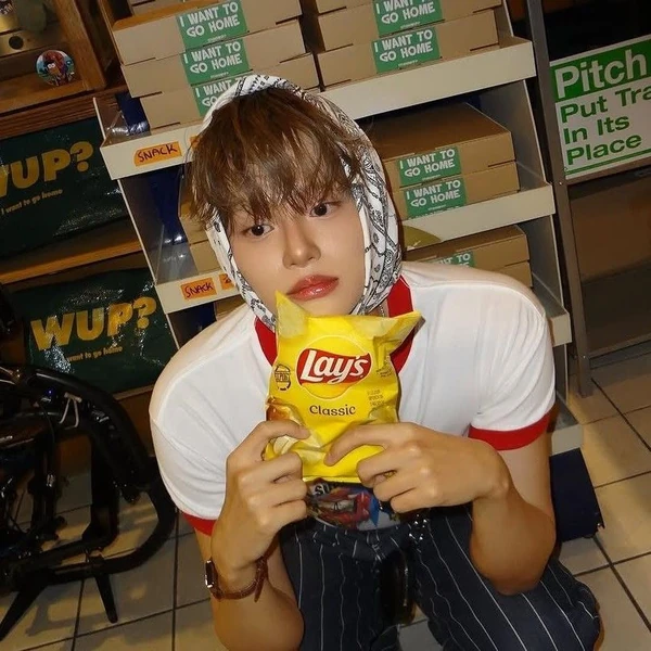 Top Photo Full of Lee Daehwi (AB6IX) Love