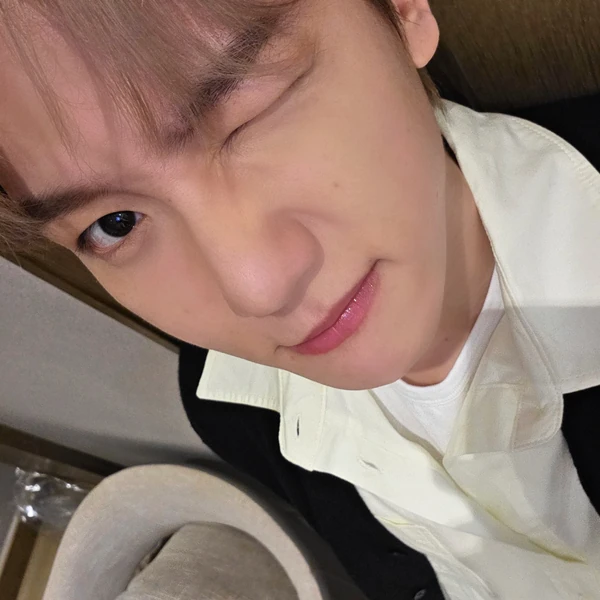 백현 (EXO) 팬심 가득한 인기 사진