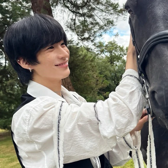 Top Photo Full of Anton (RIIZE) Love