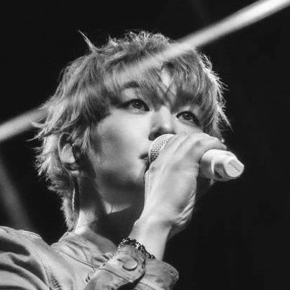 Today's Most Loved Onew (SHINee)