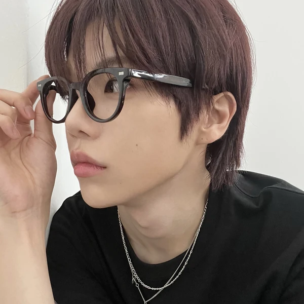 Today's Most Loved Bohyeon (YUHZ)