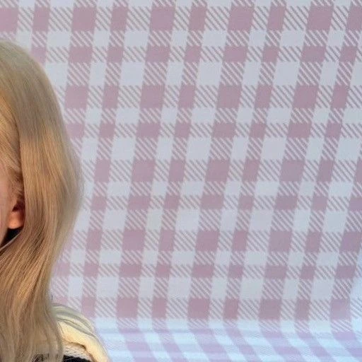 가을 (IVE) 팬심 가득한 인기 사진