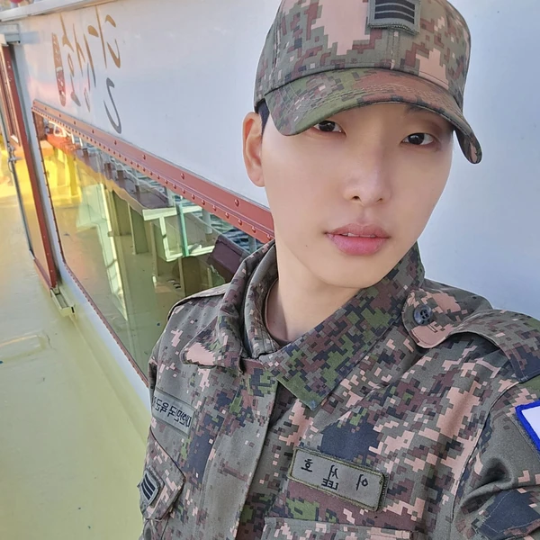 Today's Most Loved Seoho (ONEUS)