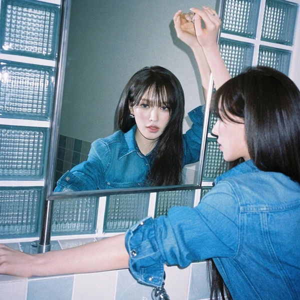 Top Photo Full of Wendy (Red Velvet) Love