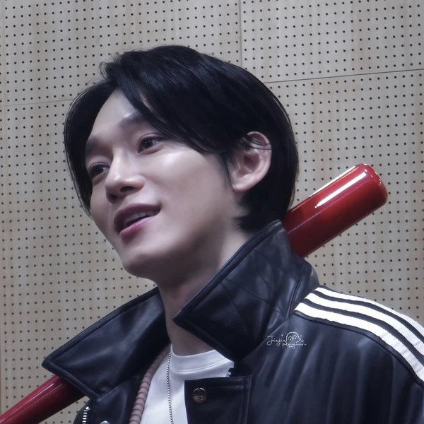 Today's Most Loved Chen (EXO)