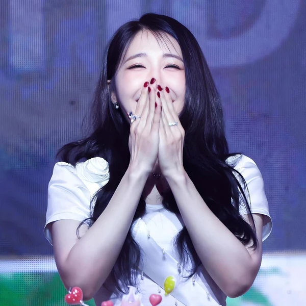 Top Photo Full of Jeong Eunji (Apink) Love