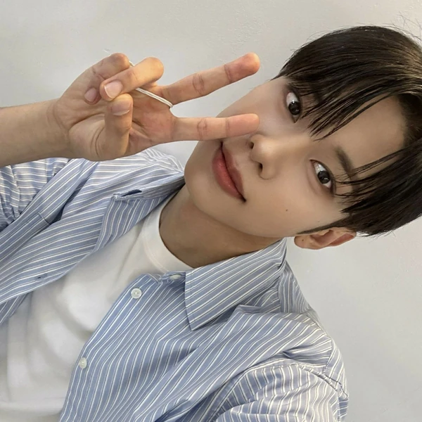 Top Photo Full of Kim Donghyun (AB6IX) Love