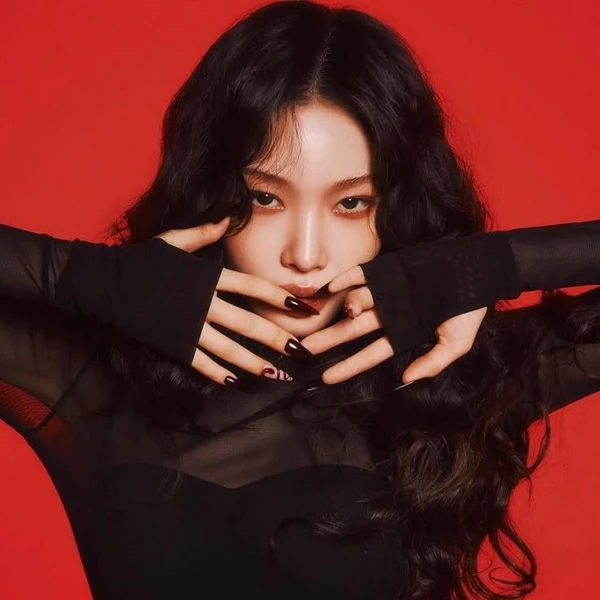 Today's Most Loved Chungha