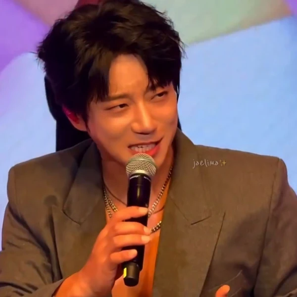 Fans' Pick: Best Moment of Hwang Chiyeol