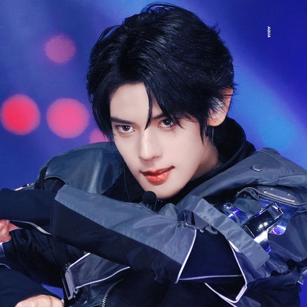 Top Photo Full of Nicholas (SMTR25) Love